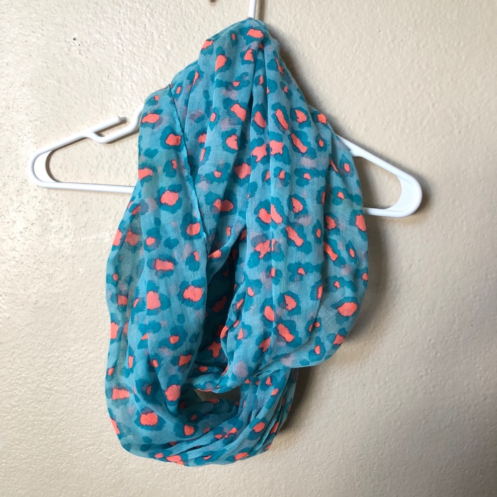 infinity scarf